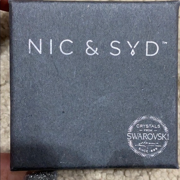 Swarovski Infinity Necklace - Picture 2 of 3